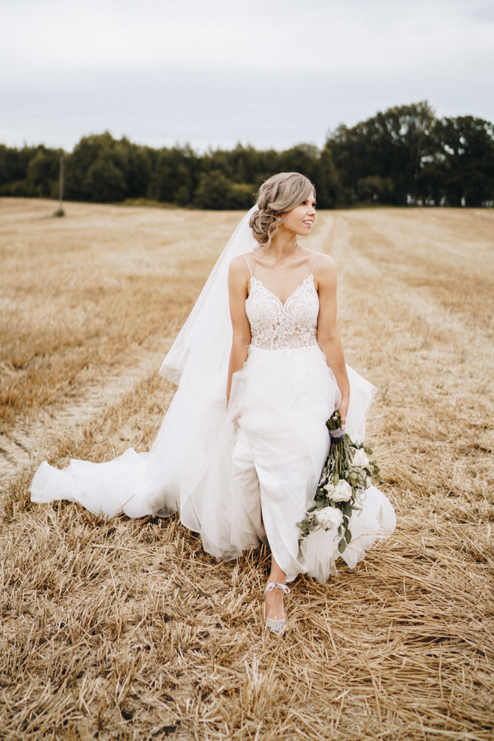 Pale Blue and Grey PNW-Inspired Latvia Countryside Wedding | Junebug ...