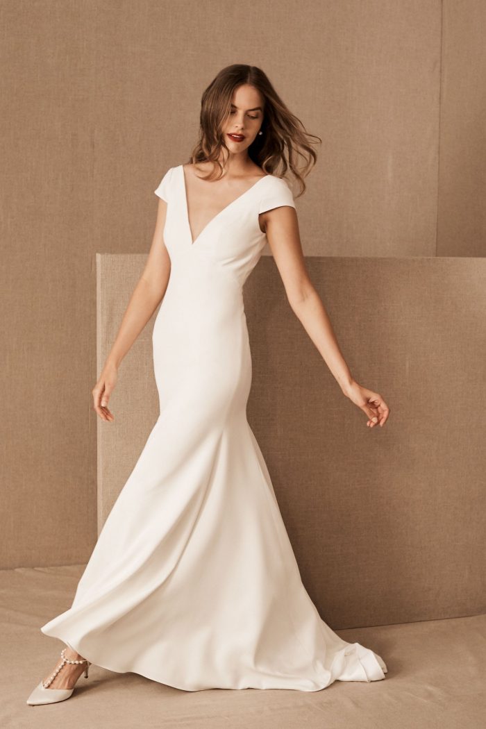 casual wedding dresses with sleeves