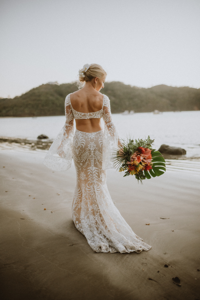 Tropical Glam La Arboleda Beach Wedding ...