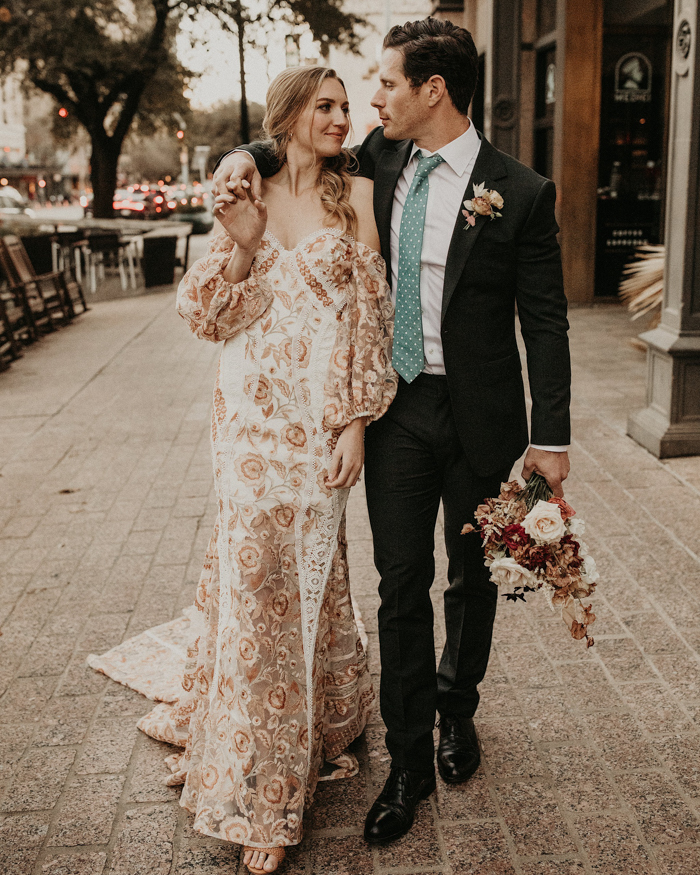 Edgy Boho Wedding Inspiration in Downtown Austin | Junebug Weddings