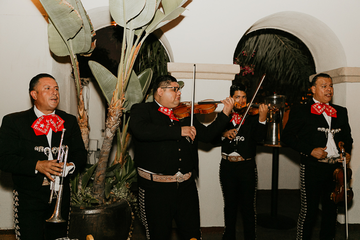 Classy Cool California Wedding at The Villa del Sol | Junebug Weddings