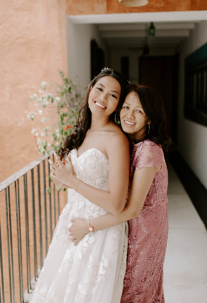 Multicultural Fiesta Wedding at City Centro Oaxaca | Junebug Weddings