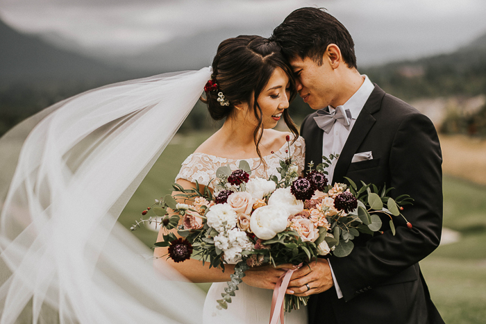 Simply Elegant Club at Snoqualmie Ridge Wedding *