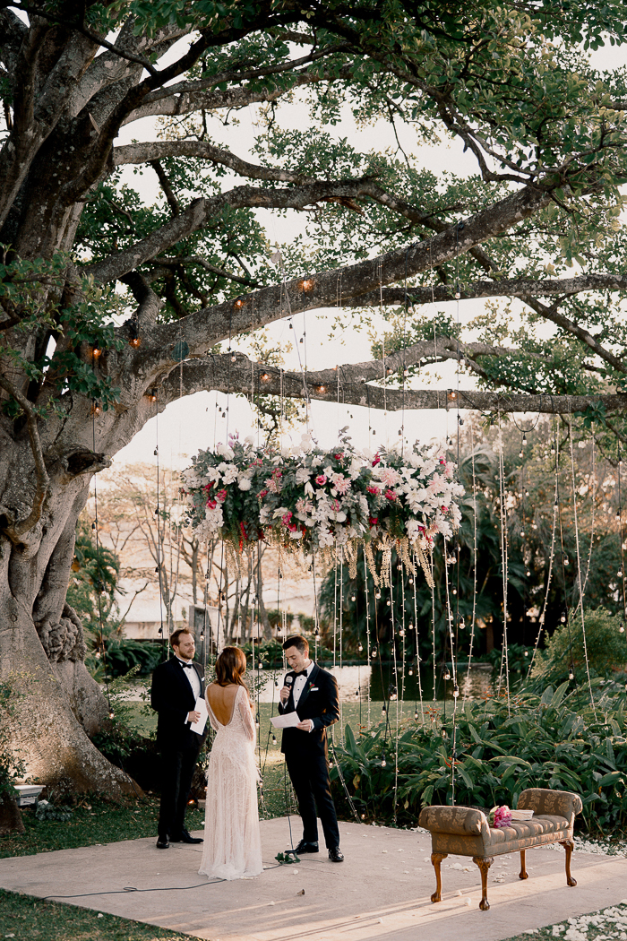 Incredibly Glam Costa Rican Wedding at Campo Lago | Junebug Weddings