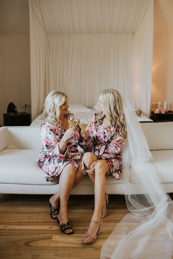 Intimate Blush and Gold Wedding at Annas Hotel Junebug Weddings