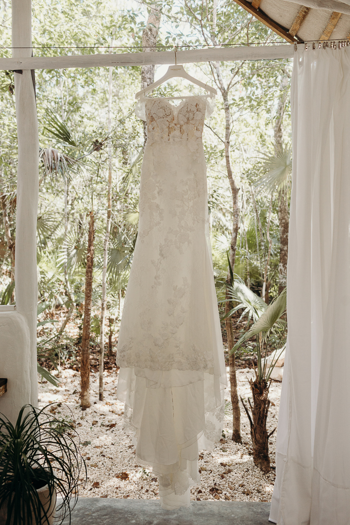 Tropical Chic Kima Tulum Destination Wedding | Junebug Weddings