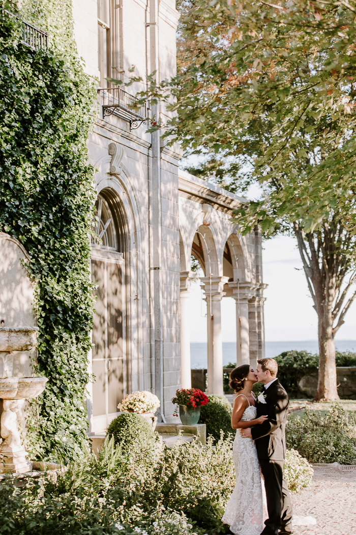 Elegant Connecticut Wedding at Harkness Memorial State Park Junebug