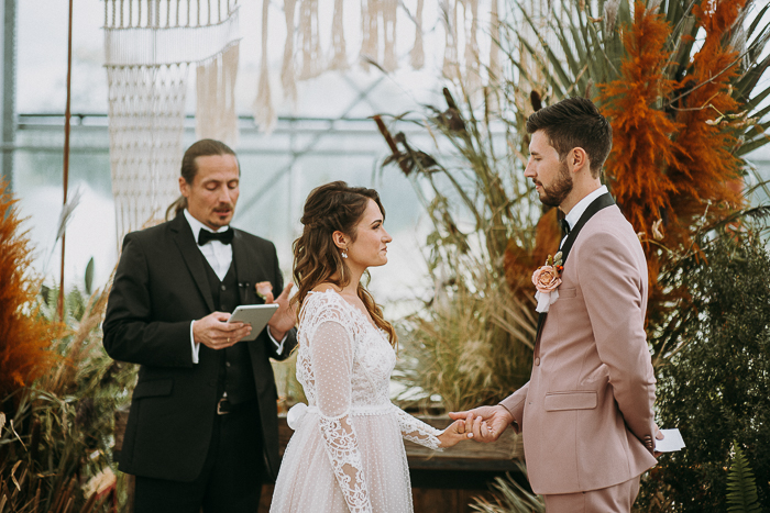 This European Fall Wedding Blends Boho and Feminine Styles | Junebug ...