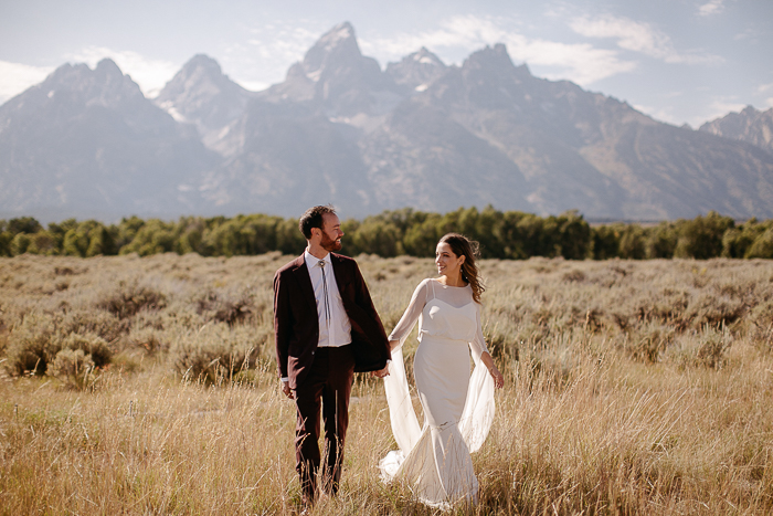 This Schwabacher Landing Wedding is an Outdoor Dream *