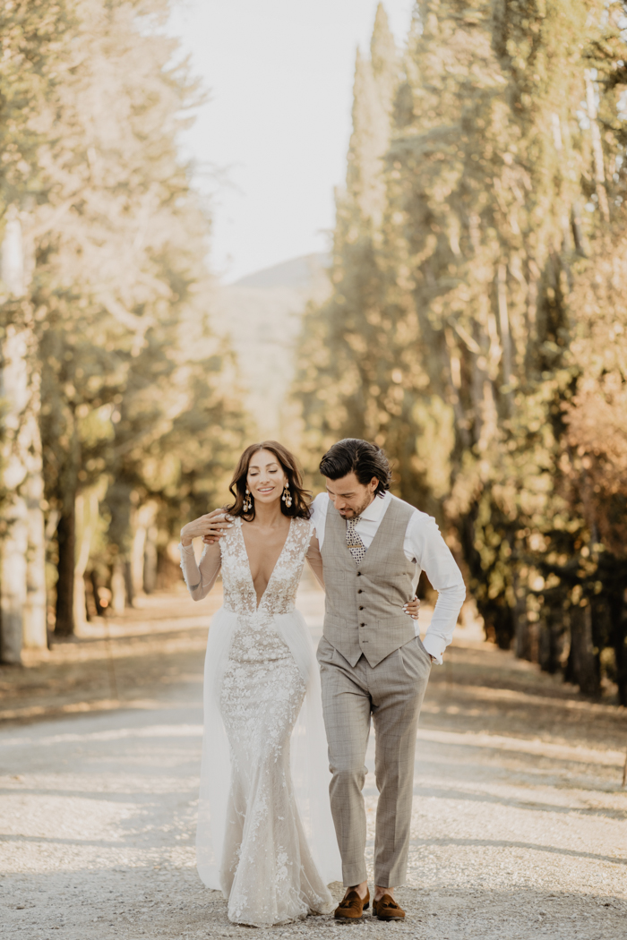 This Gorgeous Wedding at Borgo Stomennano Takes Luxury Higher *