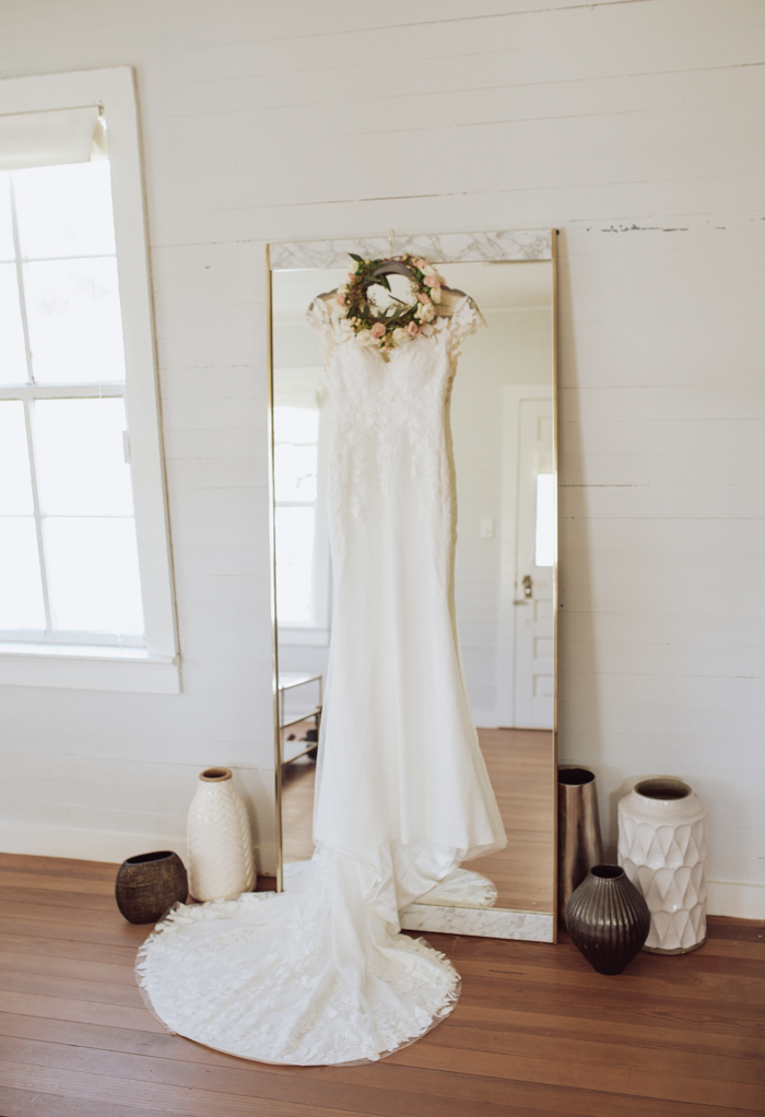 Gillian Menzie Photography wedding gown