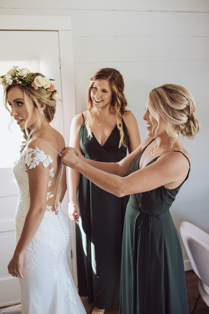 Gillian Menzie Photography bridal party