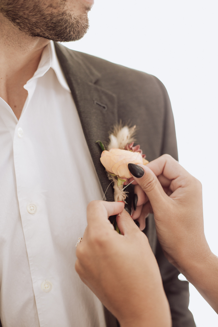 Gillian Menzie Photography groom getting ready