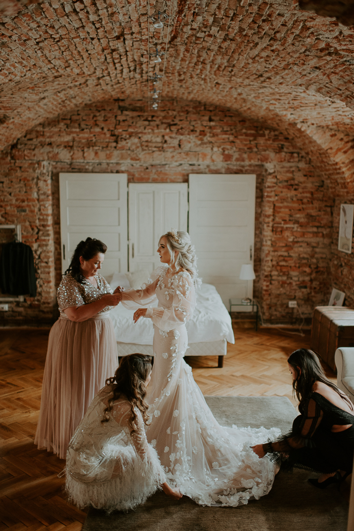 Cozy Chic Romanian Wedding At Casa Boema 9853