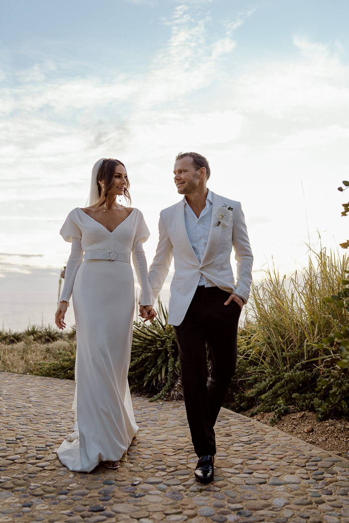 Dramatic Mexico Destination Wedding at Costa Careyes Junebug Weddings