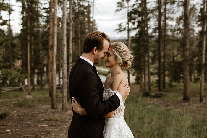 High Fashion Boho Country Wedding at Devil's Thumb Ranch ⋆ Ruffled