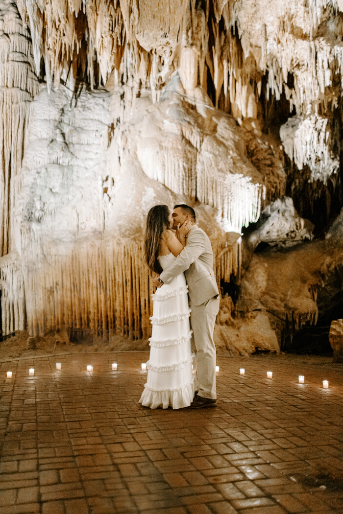 Unique and Stunning Luray Caverns Micro Wedding