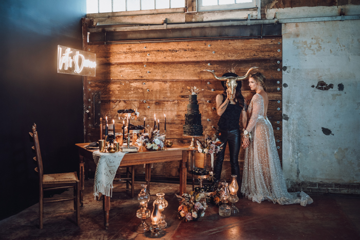 Dark And Moody Western Elegance Wedding Inspiration Shoot *
