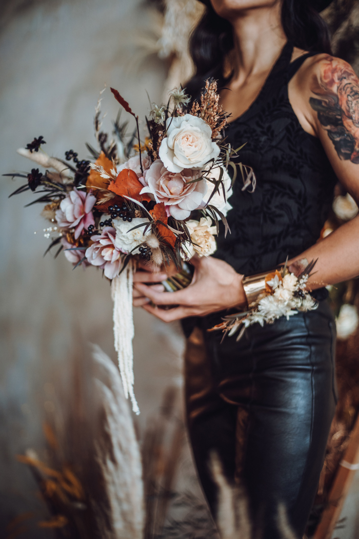 Dark And Moody Western Elegance Wedding Inspiration Shoot Junebug