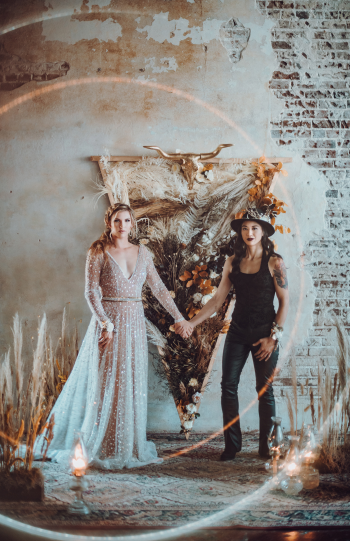 Dark And Moody Western Elegance Wedding Inspiration Shoot