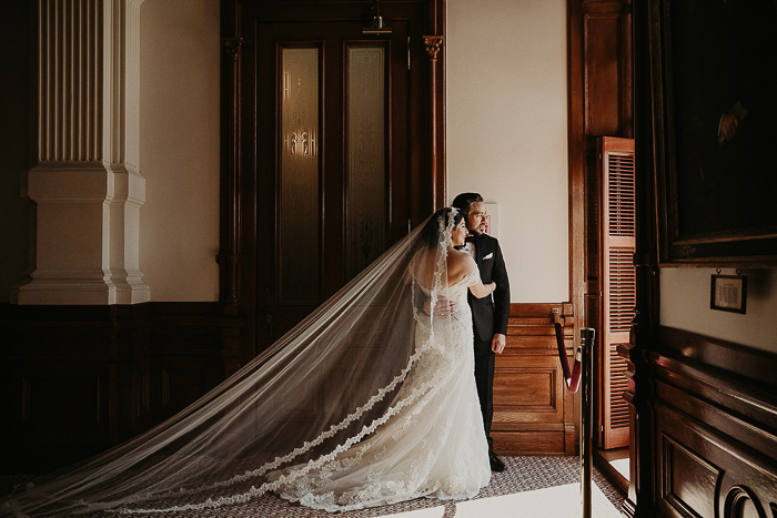 A Texas State Capitol Wedding Brimming With Unique Details *