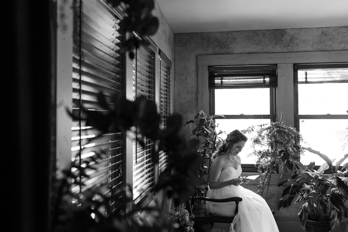 bride reading letter from groom