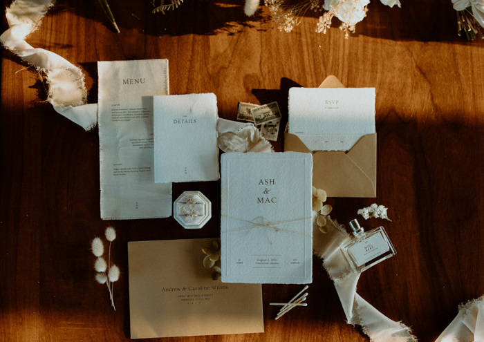 Chic Mountainside Elopement Inspiration Shoot | Junebug Weddings