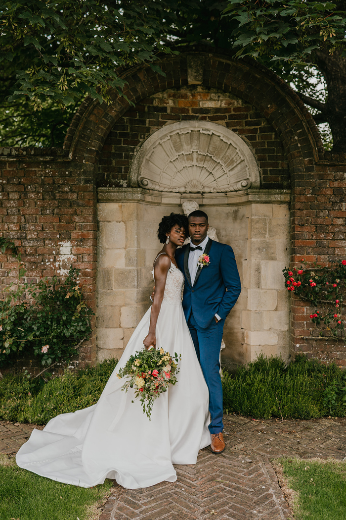 Elegant Eastwell Manor Micro Wedding Inspiration | Junebug Weddings