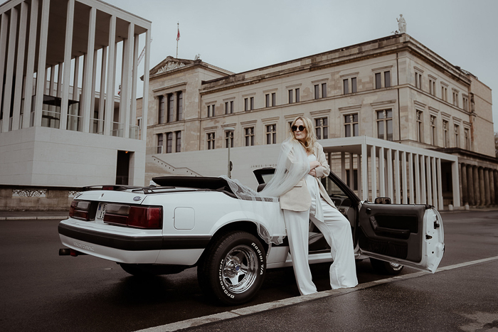 Utterly Chic Black And White Elopement Inspiration | Junebug Weddings