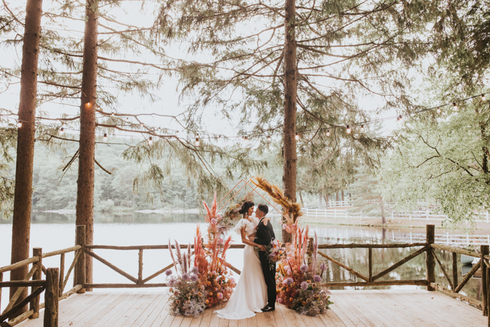 Lakeside Micro Wedding Shoot At Cedar Lakes Estate