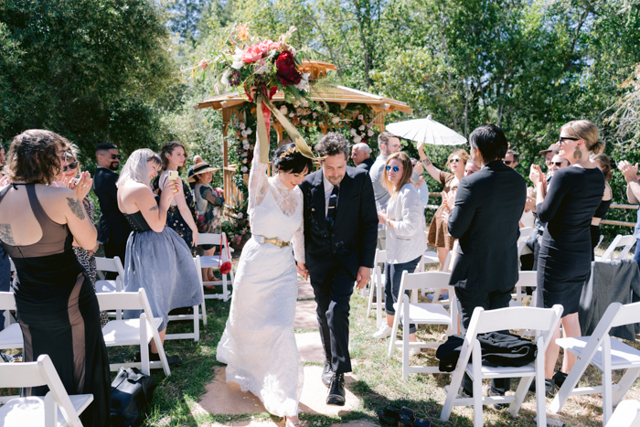 Incredible And Artistic Sebastopol Ranch Wedding | Junebug Weddings