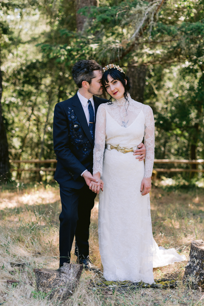 Incredible And Artistic Sebastopol Ranch Wedding | Junebug Weddings