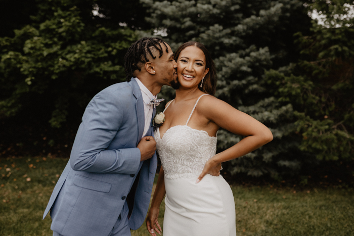 Chic and Seriously Fun Riverside New York Wedding | Junebug Weddings