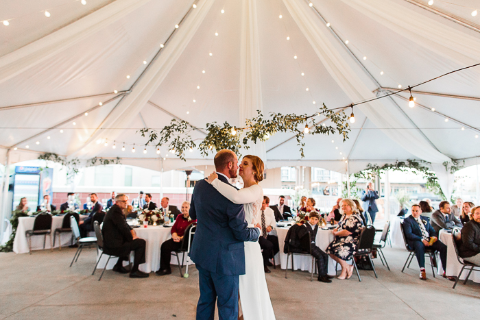 How to Incorporate Baseball Details Into Your Wedding