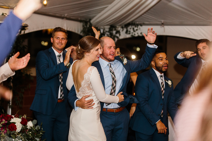 How to Incorporate Baseball Details Into Your Wedding