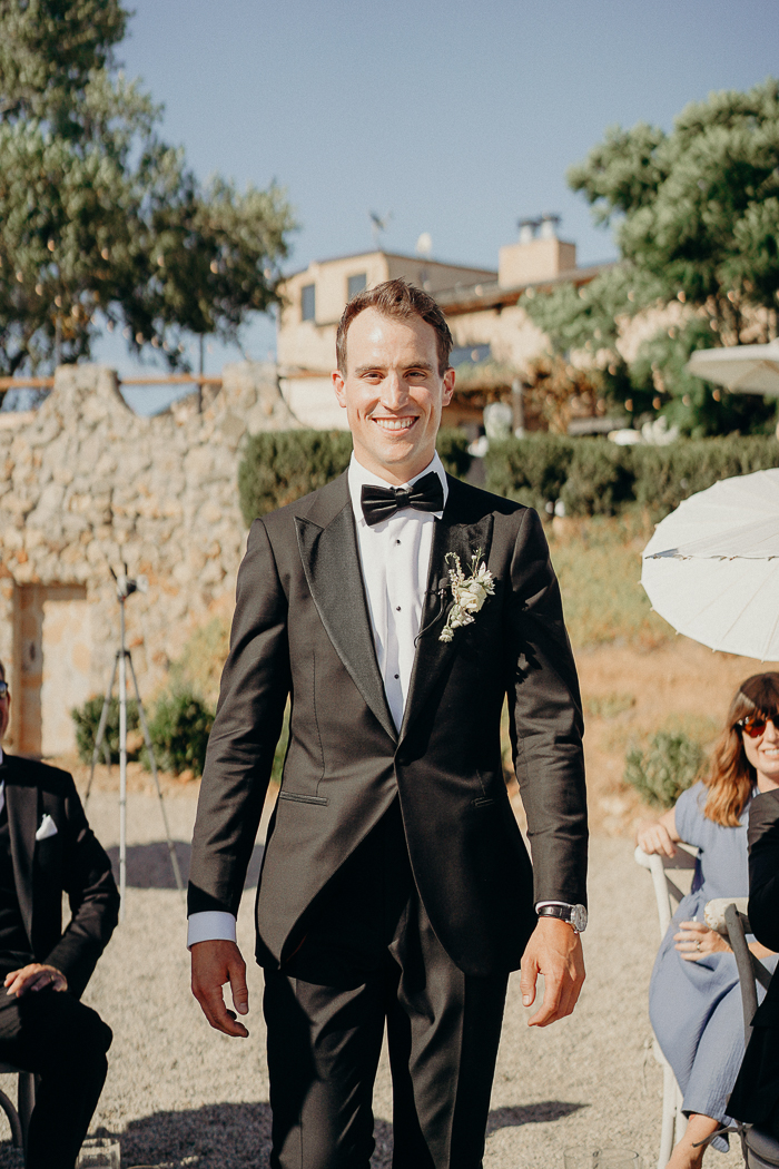 Timeless Malibu Mountaintop Wedding | Junebug Weddings