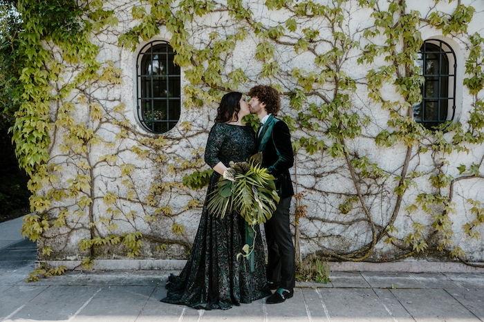 Bold And Tropical Le Cementine Wedding