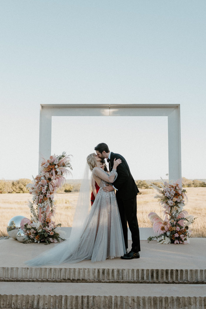 21 Creative Ways to Decorate Your Wedding With Disco Balls