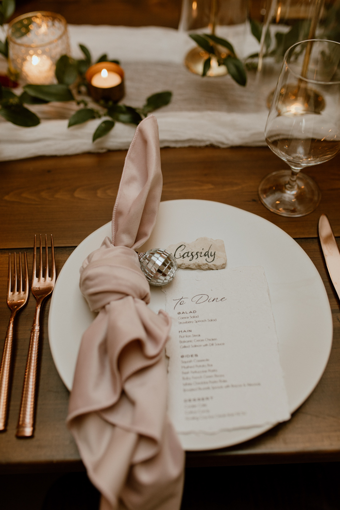 How to Make Place Cards for Your Wedding - Zola Expert Wedding Advice