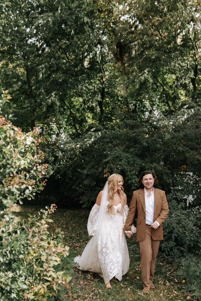 Colorful Surprise Backyard Wedding | Junebug Weddings