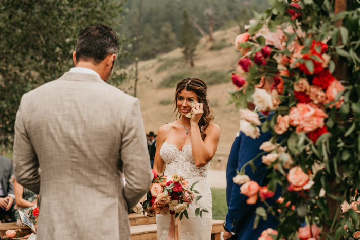 Intimate And Vibrant Montana Ranch Wedding | Junebug Weddings