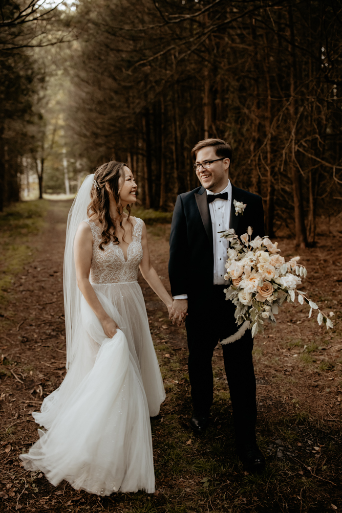 Enchanted Forest Lundy Farm Wedding | Junebug Weddings