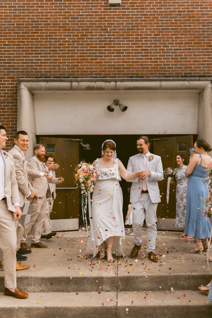 Uniquely Vintage Green Prairie Sod Farms Wedding | Junebug Weddings