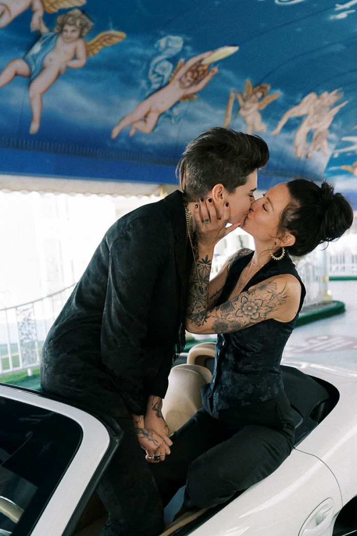 A Tattooed Couples' Las Vegas Elopement with a Flapper Inspired