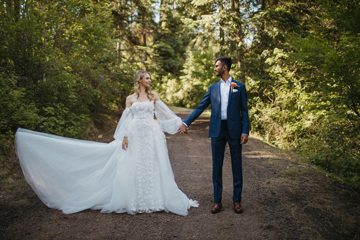 This Romantic Bridal Veil Lakes Wedding Was a Secret Garden Come to Life