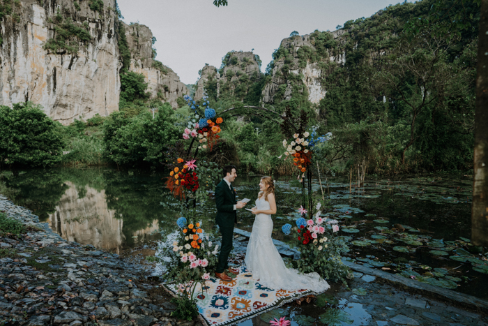 15+ Cute Couple Poses: Capturing Love and Joy in Every Frame