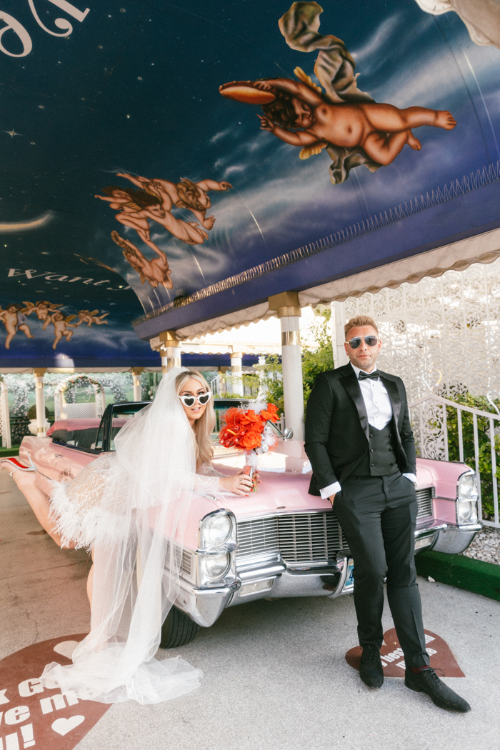 Epic Las Vegas Destination Elopement at The Little White Chapel | Junebug  Weddings