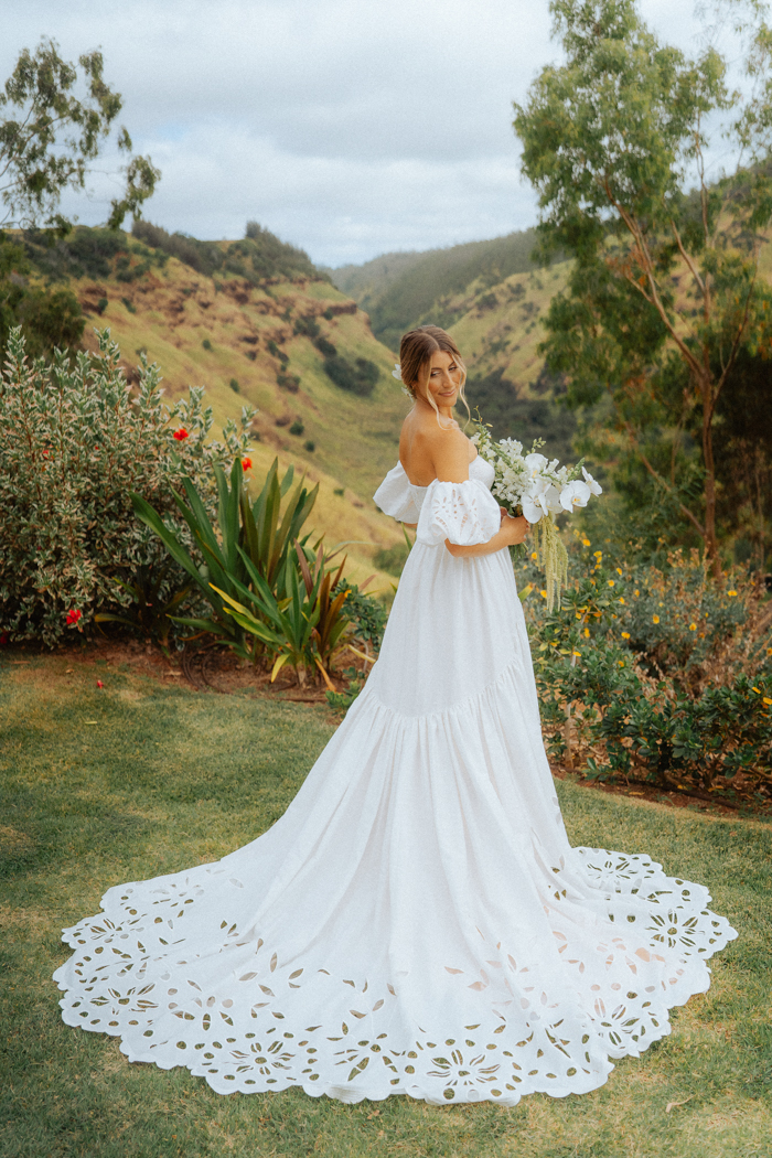 Whimsical & Boho Waialua Valley Farms Wedding Inspiration Shoot ...