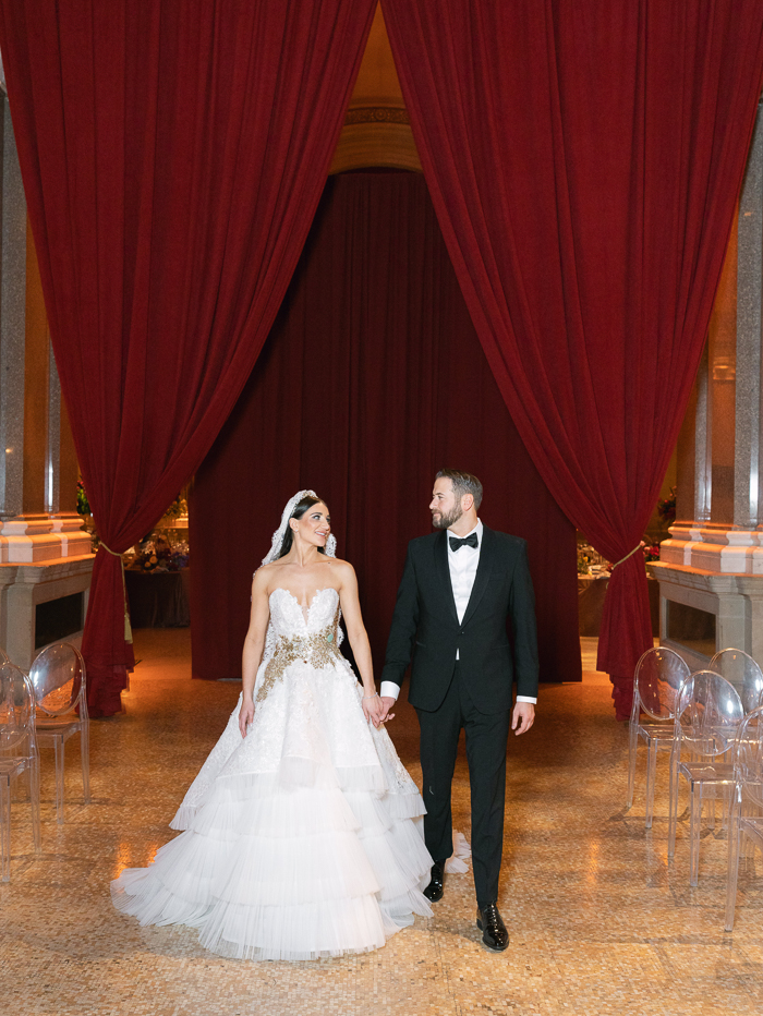 A Black Tie Museum Wedding on New Years Eve - Hey Wedding Lady