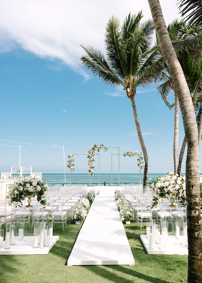 This Beach Wedding in Cancun Was Chic From Beginning to End